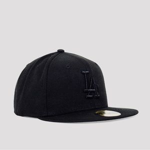 NWT💥New ErA 59Fifty Los Angeles Dodgers Basic Fitted Hat,Unisex Black/Black